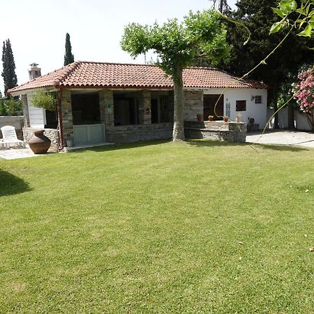 Spitaki Villa Пефкохори Екстериор снимка